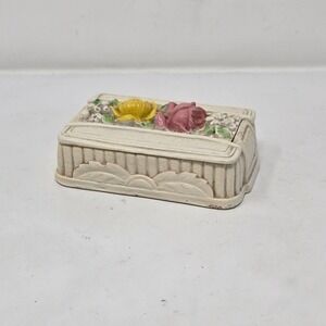 Vtg Syroco wood carved lidded trinket box rustic cabin decor cottagecore